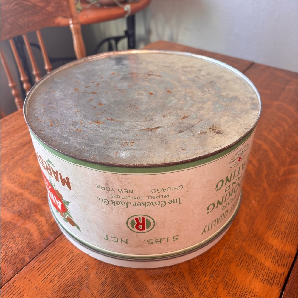 Angelus Marshmallows Tin - Picture 5 of 15